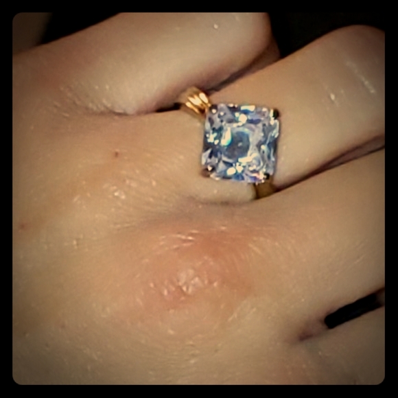 Jewelry - A 925 Diamond Ring.